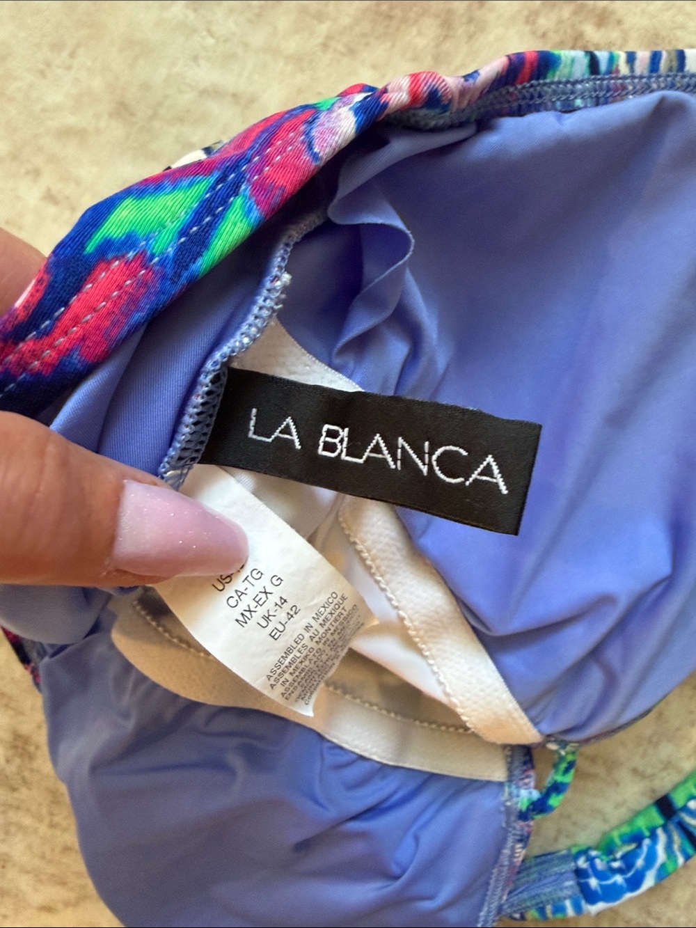 La Blanca one piece halter neck swimsuit pretty abstract print size 10 - Picture 7 of 8